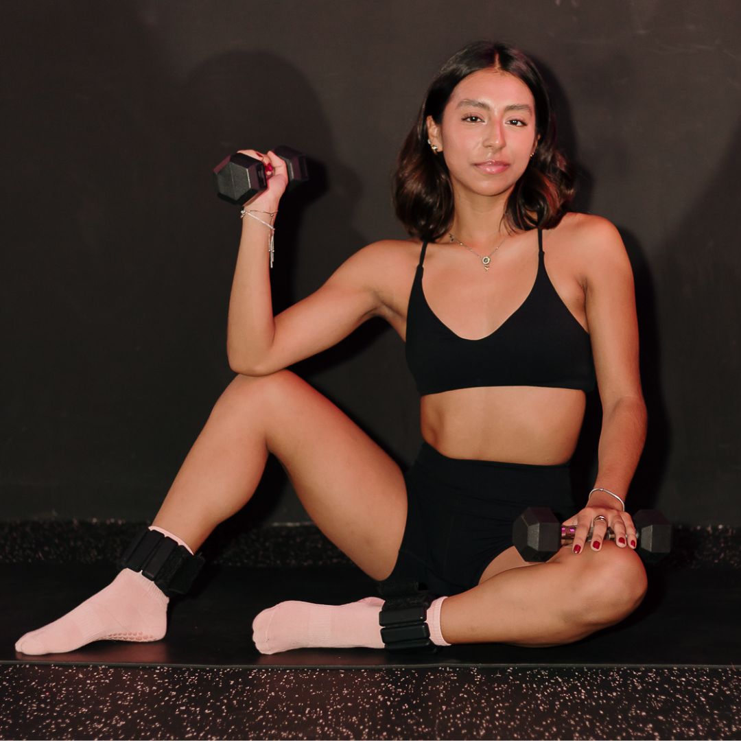 Raisa, especialista en técnica de Ballet Fitness, lista para una sesión de fuerza en Xalapa.